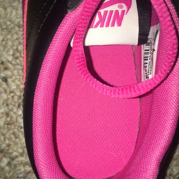 Nike Cortez 7Y=8womans - Picture 2 of 4